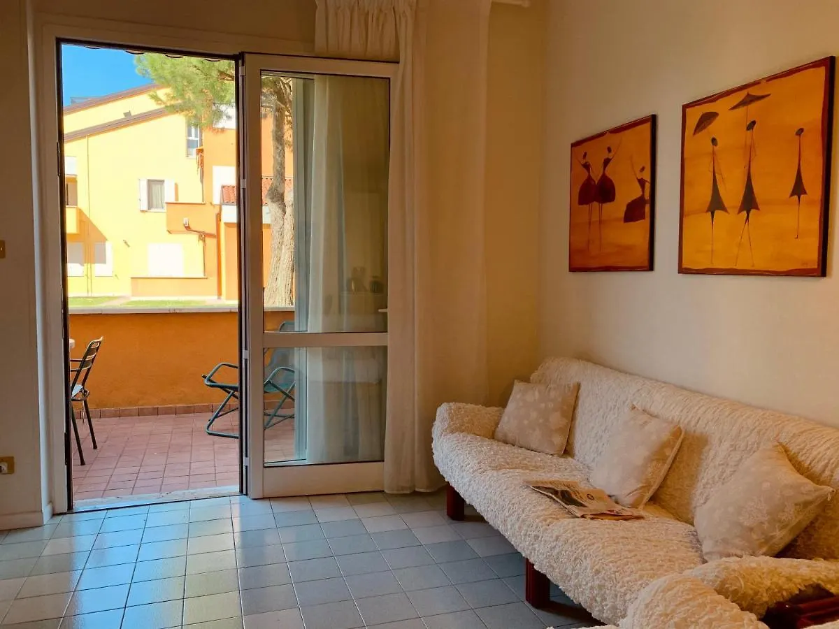 Apt 1 Garden Ville Sirmione 0*,  Italy