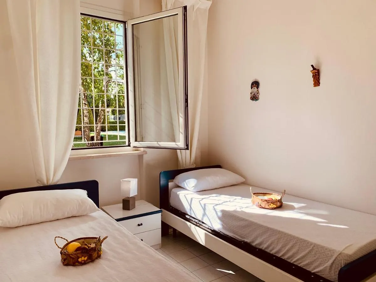 Apartment Apt 1 Garden Ville Sirmione