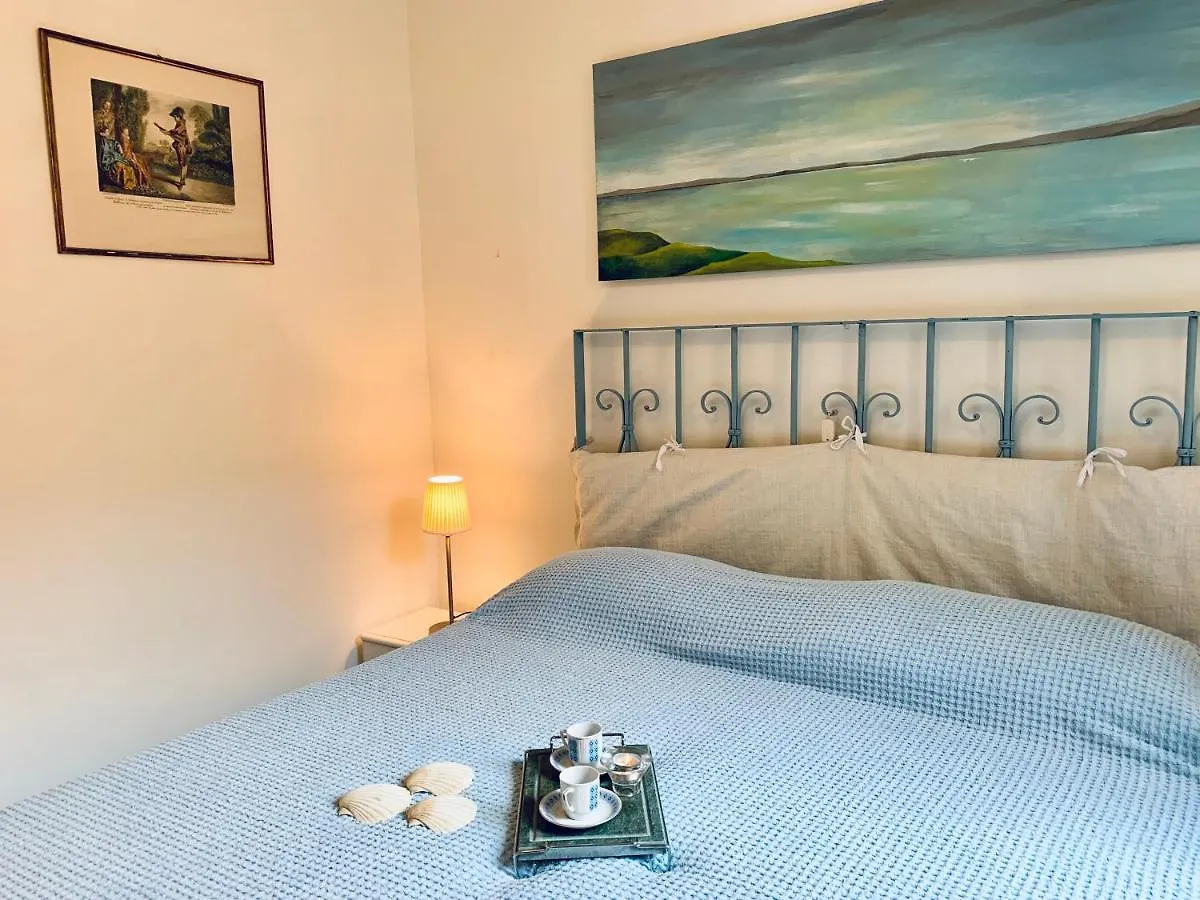 Apartment Apt 1 Garden Ville Sirmione Italy